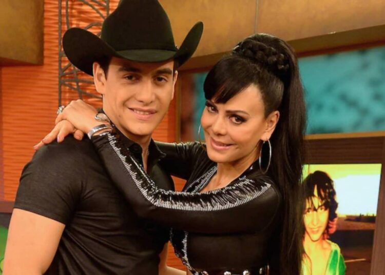 Julián Figueroa y Maribel Guardia