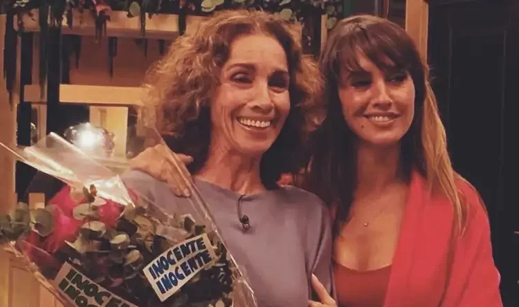 Ana Belén y su hija Maria San José