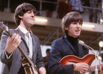 Paul McCartney recuerda el doloroso percance de George Harrison haciendo autostop