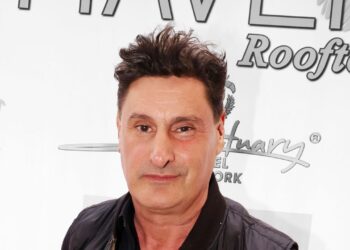 Rob Shuter quiere que su substack Gossipy sea el National Enquirer de nuestra era