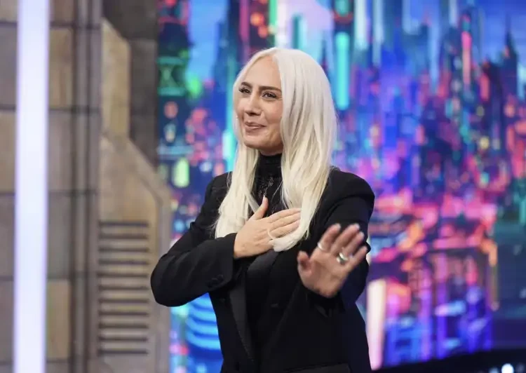 Mónica Naranjo en su llegada a 'El Hormiguero'
