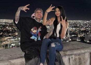 Santa Fe Klan le canta a su novia Camila Zamorano en la ExpoGan Sonora – Dossier Político
