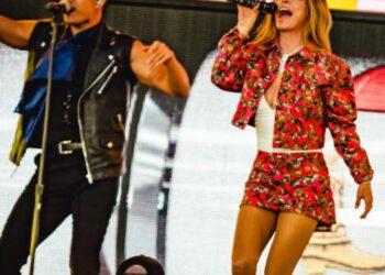 Shania Twain recuerda su infancia con nueva música - Noticias Musicales