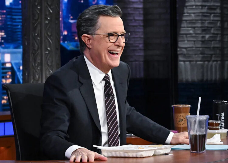 Stephen Colbert sorprende a los fanáticos presentando un programa de acceso público con Jack White y Eminem