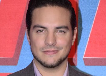 vadhir derbez.jpg