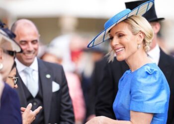 Zara Tindall deslumbra de azul mientras se une a la princesa Kate en la fiesta en el jardín real | Real | Noticias
