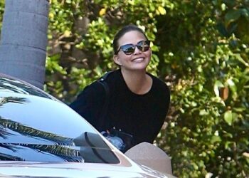 ¿Chrissy Teigen se beneficiaría si dejara las redes sociales?