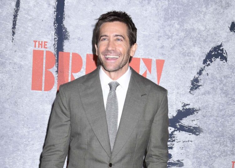 ¿Por qué Jake Gyllenhaal está tan sonriente estos días?