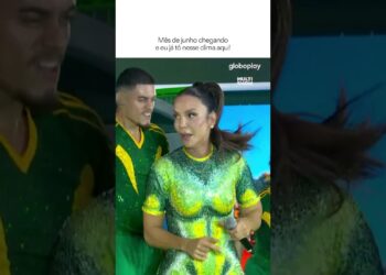 Ivete agita Maracanã em amistoso da seleção! | Show de Esquenta | Multishow | #shorts