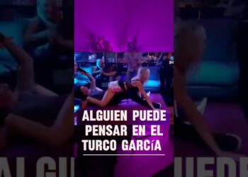 La mujer del turco Garcia se divierte