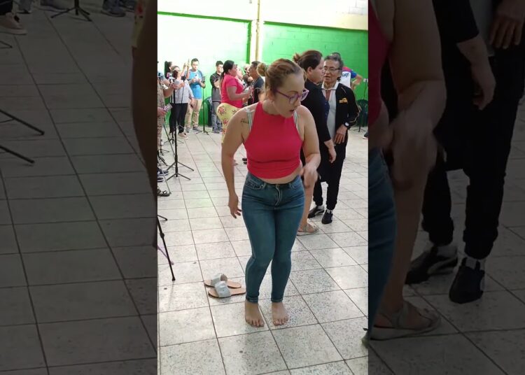 NAHOMY 136 VI #baile #cumbia #bailelibre #dance #music #musica #yajaira #plazalibertad