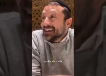 ¡Deja de juzgar! Respeta, no descalifiques ni chismes.