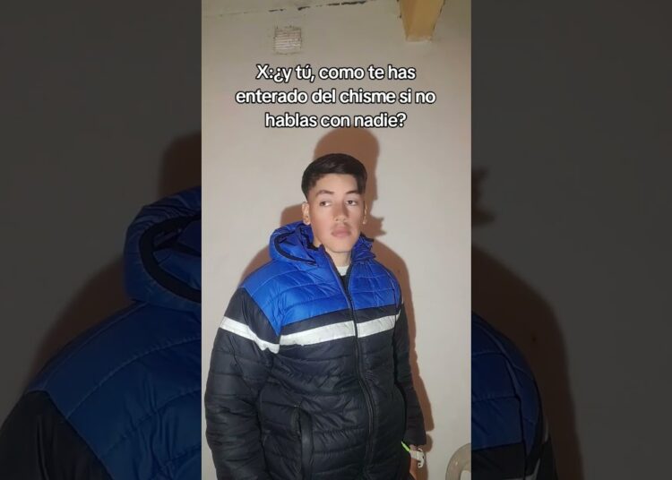 Como no voy a enterarme los chismes 🤣🤣 #viral #parati #fyp #youtubeshorts #memes #comedia