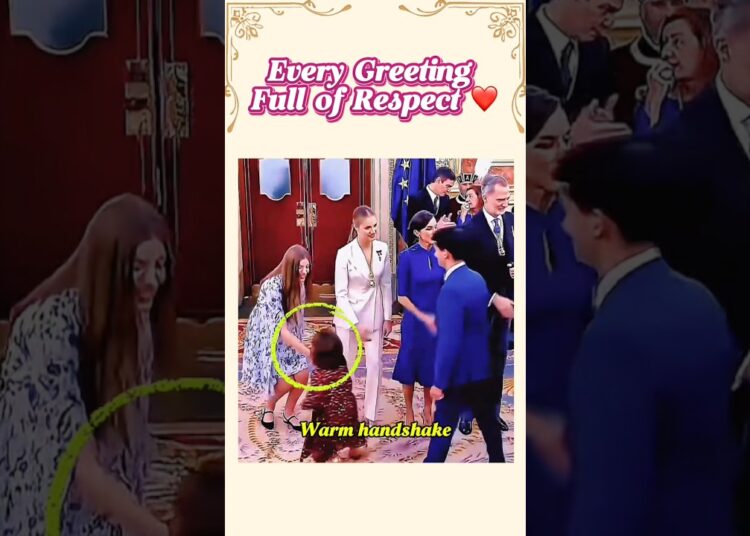 Leonor and Sofía Lead With Respect #infantasofia #princessleonor