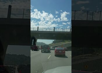 Puros chismes #trending #live #dashcam #freeway #shorts
