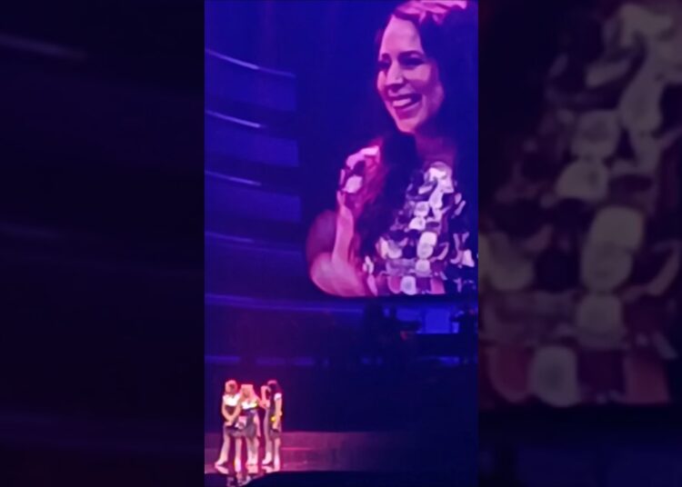 K3 Originals Betreden het Podium tijdens de Laatste Show 😍 | Antwerpen | 7 Juni 2026 #k3originals