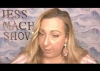 Gassy Gossip Girl – Whole Milk Machado 💨 😹🐮🥛