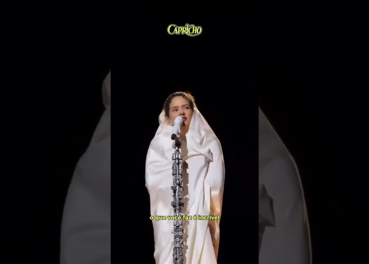 ROSALÍA EXALTA BEYONCÉ DURANTE SHOW EM HOUSTON
