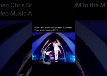 The VMAs Moment EDM Officially Went Mainstream 😳🔥 (Beautiful People)