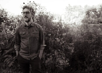 Adam Rubenstein de Chamberlain prepara nuevo LP en solitario