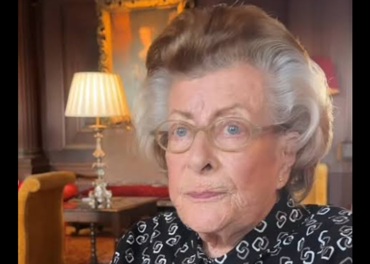 Adiós a una confidente real: el funeral de Lady Pamela Hicks se celebró en Oxfordshire