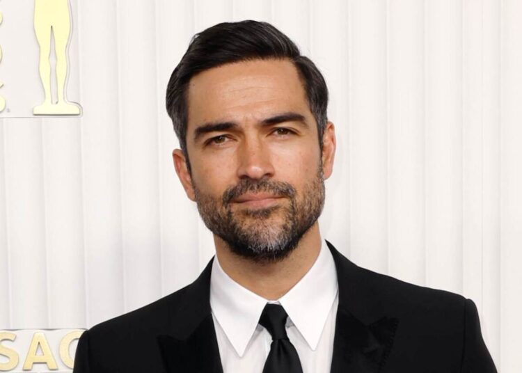 Alfonso Herrera, embajador de ACNUR, se une a más famosos para impulsar la ayuda a afectados por los sismos en Venezuela