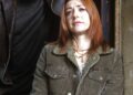 TCDBUTHEC017 Alyson Hannigan se dirige a Buffy Costar Anthony Heads Death
