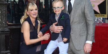 Anna Faris, el hijo de Chris Pratt, Jack, asiste al estreno de Scary Movie 6