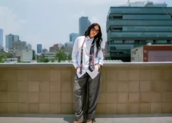 Bárbara de Regil posa en exclusiva para Quién por el estreno de la quinta temporada de la serie Rosario Tijeras