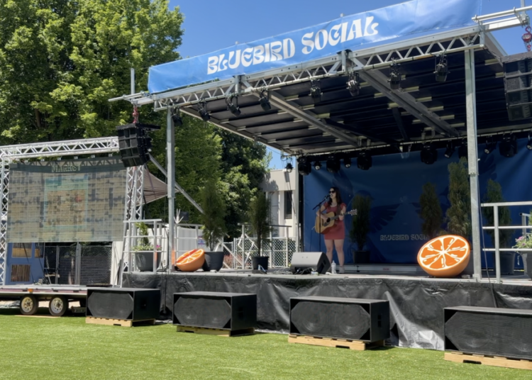 Bluebird Social abre a lo largo de Greenbelt y ofrece música en vivo y eventos comunitarios