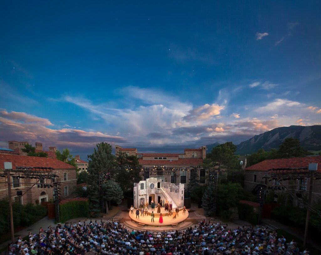 Boulder, eventos, Colorado Shakespeare Festival, libros, senderismo, música