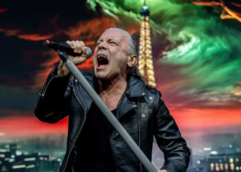 Bruce Dickinson habla sobre los vocalistas que continúan cantando con voces deterioradas