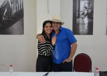 Celebran Raúl Sandoval y Silvia Zepeda el talento local y la música mexicana