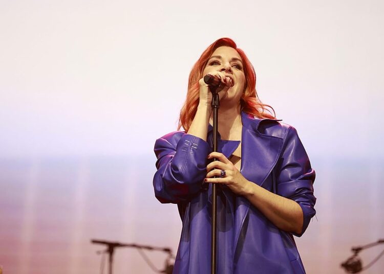 Conciertos Roig Arena julio | Una de las cantantes más reconocidas de la música latina, compositora de algunos éxitos de Jennifer López y Chayanne, actúa este mes de julio en el Roig Arena