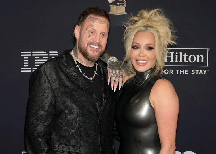 De la boda en Las Vegas a las solicitudes de divorcio: Cronología de la relación de Jelly Roll y Bunnie Xo