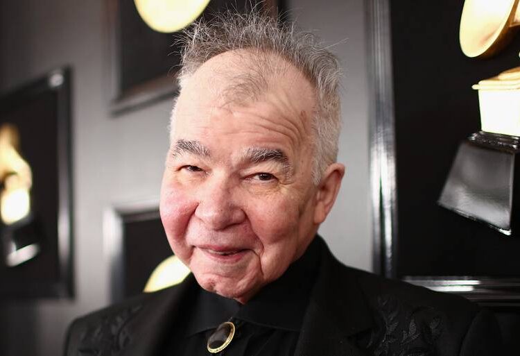 Dos eventos recientes recordaron a los fanáticos de la música por qué John Prine todavía importa