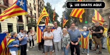 El independentismo pide explicaciones a Illa por los cantantes expulsados de la Sagrada Familia