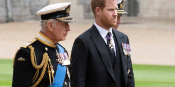 Según los informes, el rey Carlos ofreció al príncipe Harry y su familia el uso de una residencia real y medidas de seguridad durante su próxima visita a Gran Bretaña.