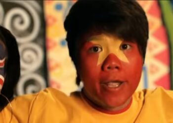 Es la única cantante vietnamita que ha participado en un proyecto musical de la Copa del Mundo a la edad de 19 años; nadie ha logrado algo similar en los últimos 15 años.