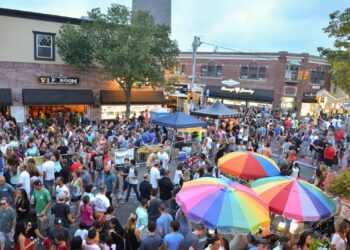 Festivales callejeros de verano de Long Island: Alive After Five y más
