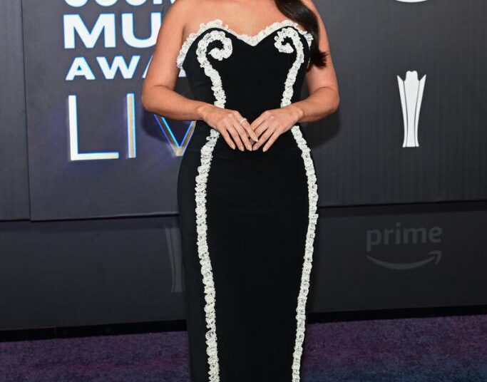 Galería de fotos de los premios ACM: Ella Langley y Kacey Musgraves en la alfombra roja