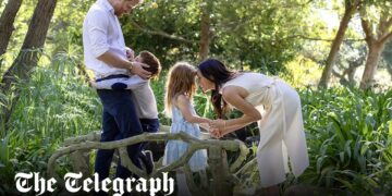 Harry reconsidera traer a Meghan y sus hijos al Reino Unido por disputa de seguridad