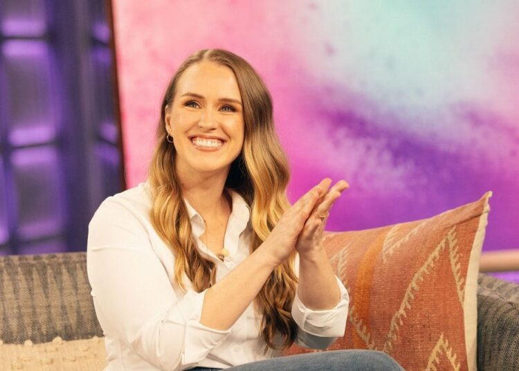 Jen Hamilton se aleja de la enfermería en medio del divorcio