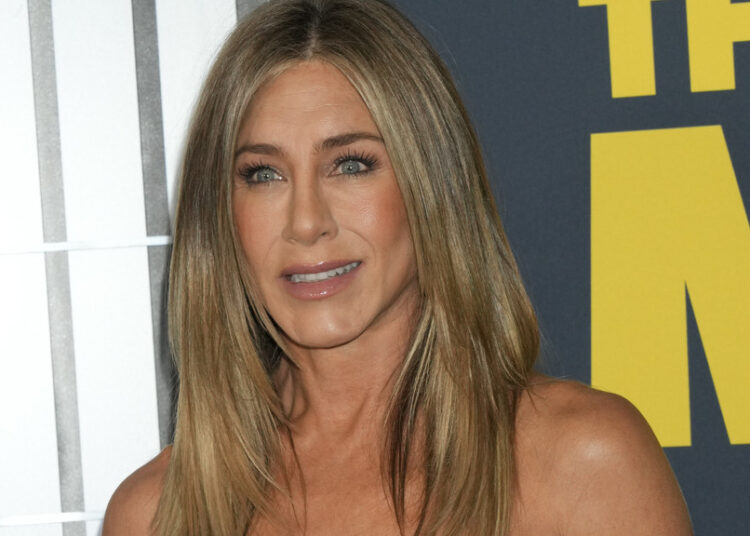 Jennifer Aniston hace un raro comentario sobre el cameo de Brad Pitt en Friends