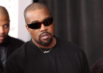Kanye West lanza la edición de lujo 'Bully' y presenta el vídeo de 'Kings'