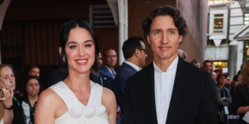 Katy Perry hace referencia a su novio Justin Trudeau durante la presentación del festival