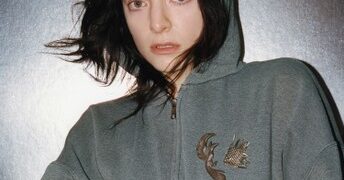 La lista de canciones de Lorde's Gov Ball 2026 incluyó una nueva canción y 'Girl, So Confusing'