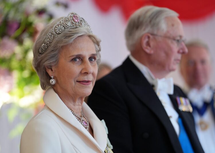 El duque y la duquesa de Gloucester asisten a un banquete en honor del presidente de Francia en el Guildhall de Londres el 9 de julio de 2025 (Lucy North/PA Images/Alamy)