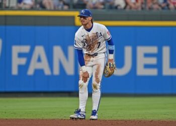 Los Reales esperan que Bobby Witt Jr. (rodilla) no necesite su primera temporada en IL