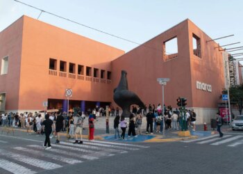 Museo de Arte Contemporáneo de Monterrey durante Noches de Verano